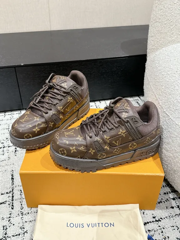 Louis Vuitton Shoe 